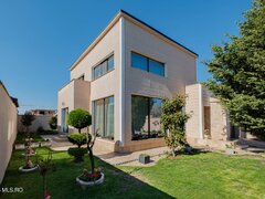 Vila individuala moderna - zona selecta